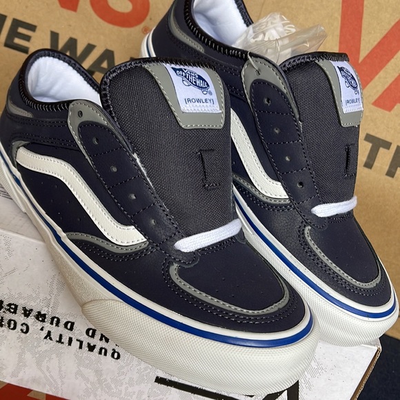 Vans WMNS Rowley Navy/White skate sneakers - Picture 9 of 16